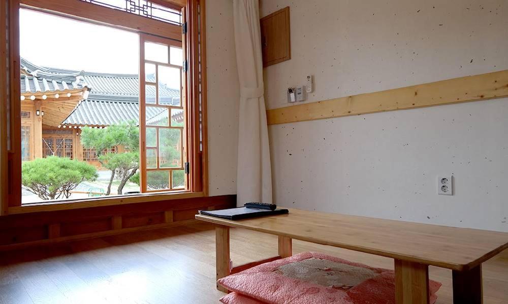 Hwangnamguan Hanok Village Kjongdžu Exteriér fotografie